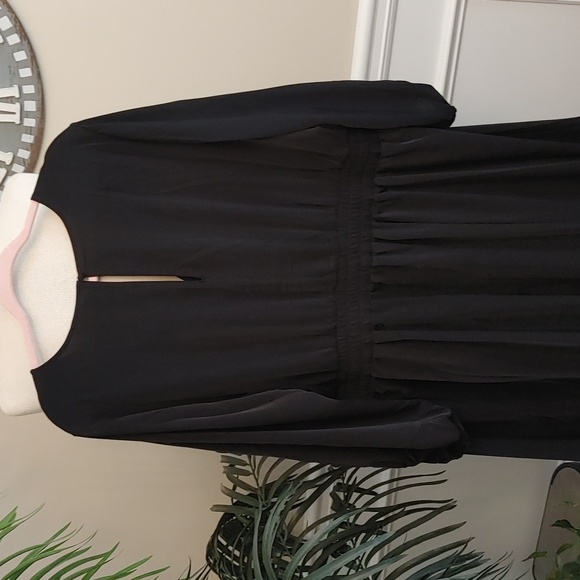 Torrid Crepe de Chine Surplice Dress Faux wrap belted smocked Plus Size 3/3X - Picture 13 of 16